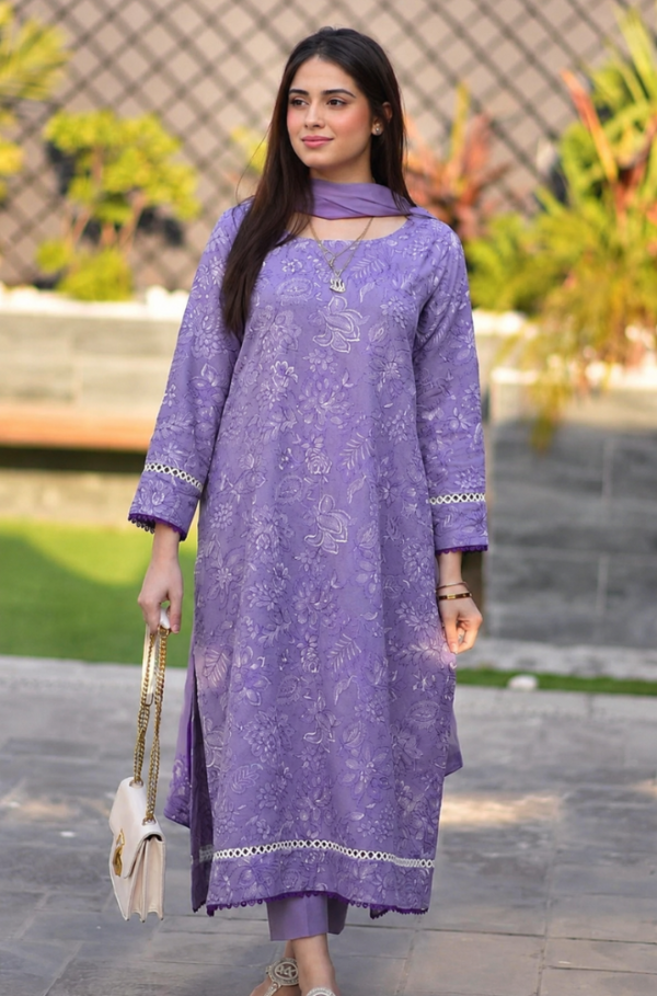 Lavender Bloom 3 Piece Luxury Embroidered Lawn Suit