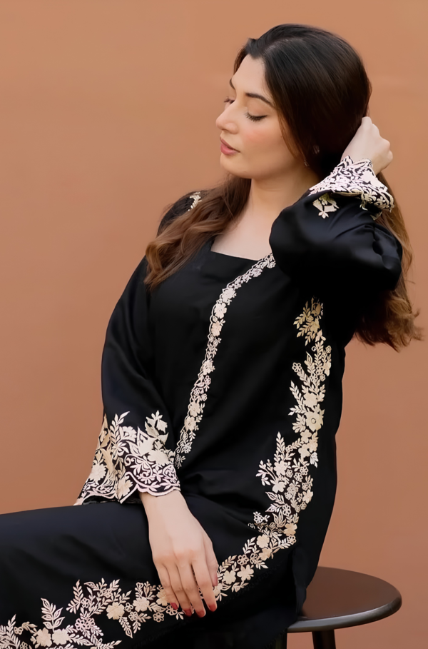 Midnight Noir Embroidered Summer Lawn 2 Pc Unstitched Suit